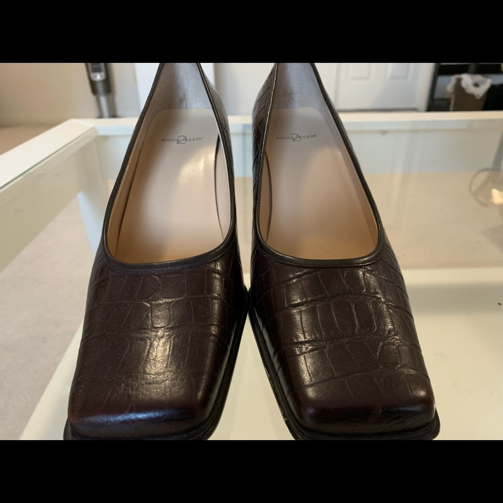 Anne Klein 2